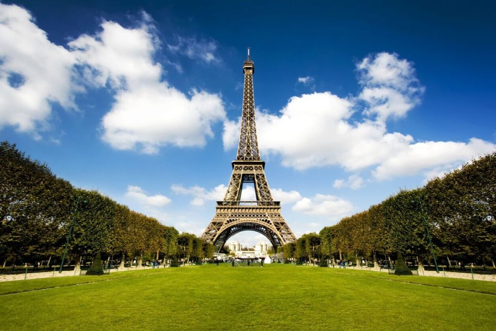 Parigi: Tour guidato da Londra + Pranzo alla Torre Eiffel + Crociera sulla Senna