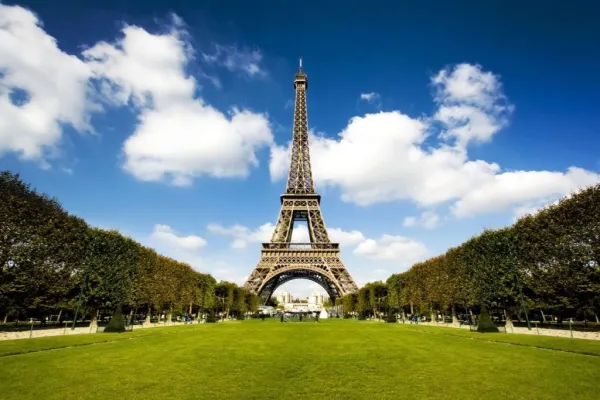 Paris : Visite guidée depuis Londres + Déjeuner à la Tour Eiffel + Croisière sur la Seine