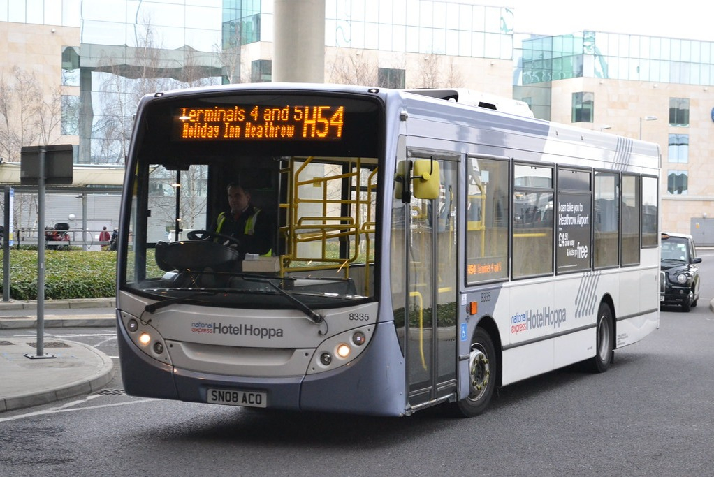 London: Bus Between Heathrow Airport and Heathrow Radisson RED Hotel