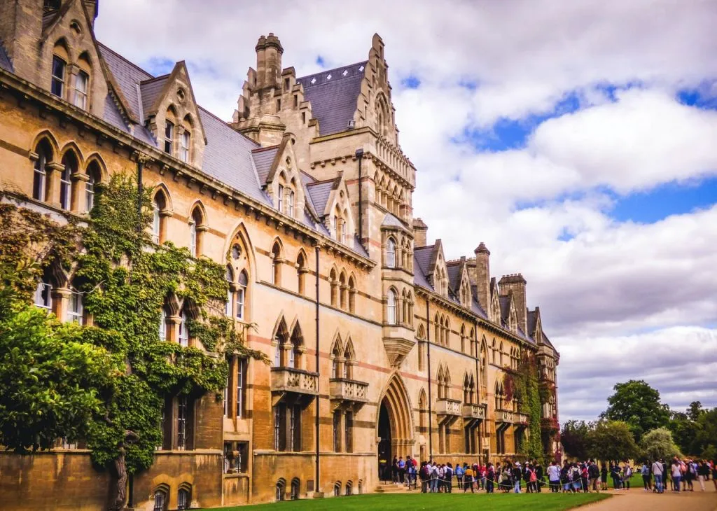 Oxford: City Audio Guide App for Your Smartphone