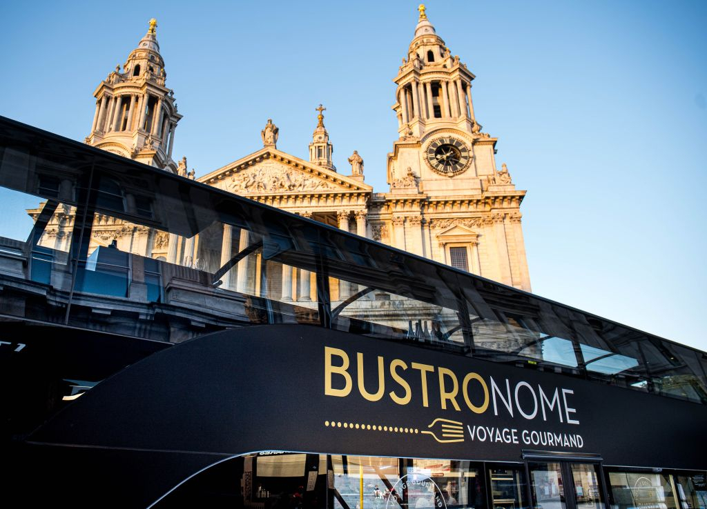 Bustronome: Gastronomic meal on a bus in London