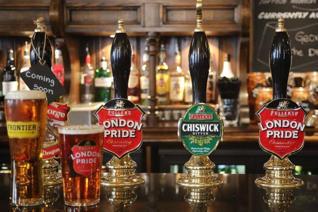 London: Historic Pub Walking Tour