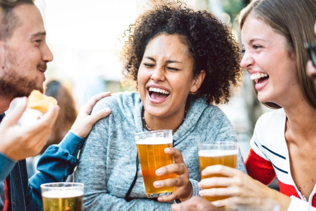 London: Historic Pub Walking Tour
