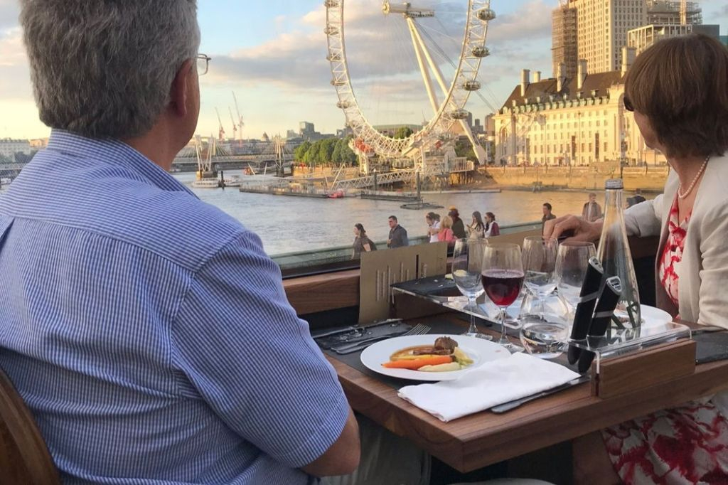 London: Gourmet Lunch Bus Tour