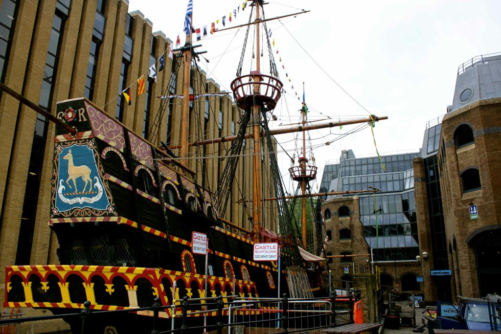 London Top 30 Landmarks: Guided Walking Tour