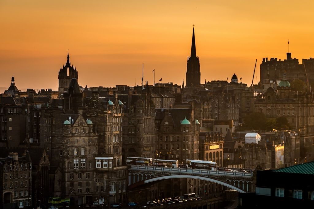 Edinburgh The Royal City: Day Tour from London