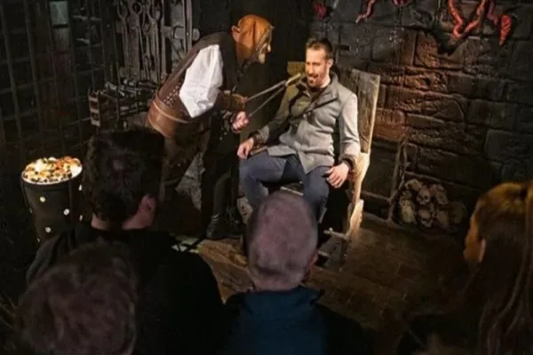 Lugares de rodaje de Harry Potter en Londres: Visita guiada, crucero por el río y London Dungeon
