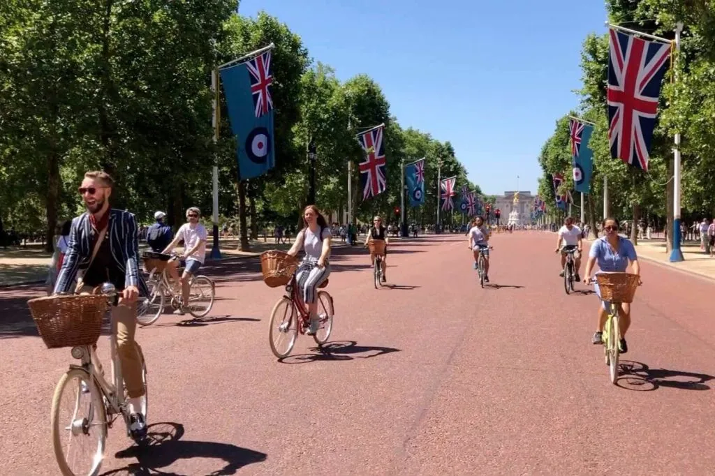 Bicycle Tour of London