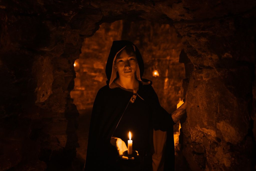 Doomed Dead & Buried Guided Tour