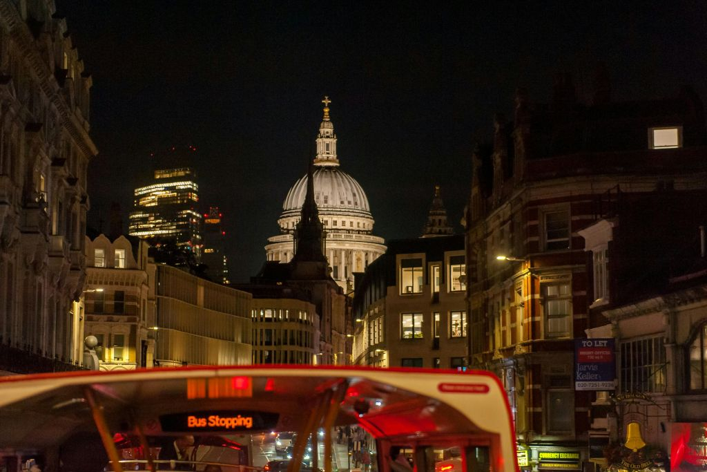 Discovery of London and London by night