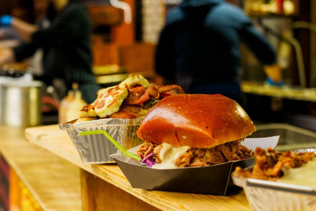 London: Food Tour With 8+ Stops