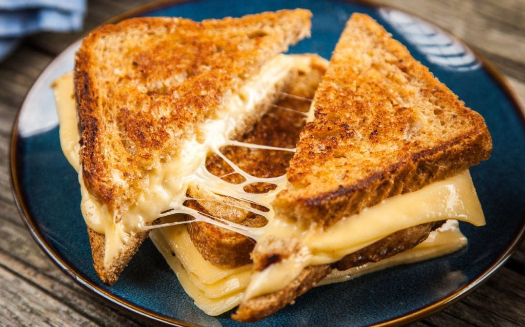 London: Food Tour With 8+ Stops