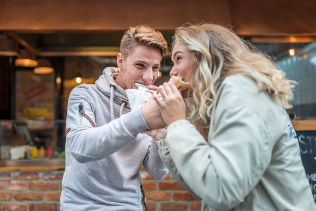 London: Food Tour With 8+ Stops