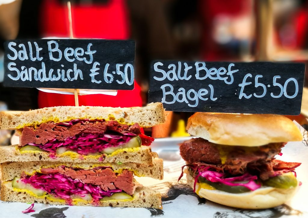 London: Food Tour With 8+ Stops