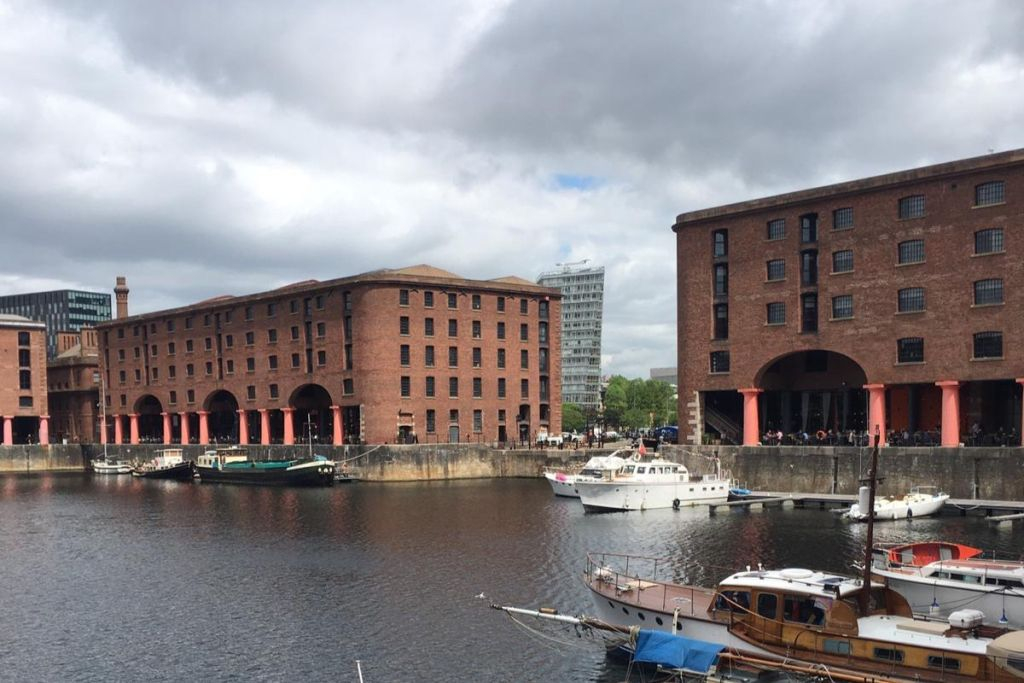 Liverpool: Tour guidato a piedi del patrimonio, della storia e della cultura