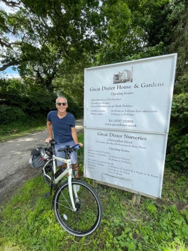Electric Bike Rental with Self-Guided Vineyard Tour
