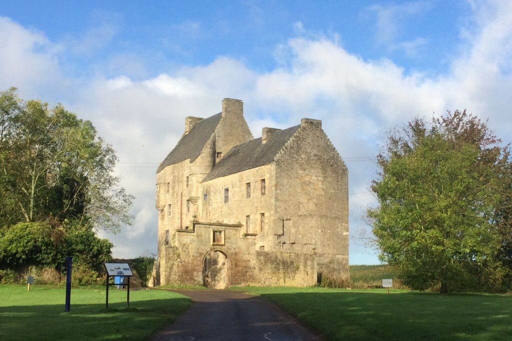 Outlander Locations Tour