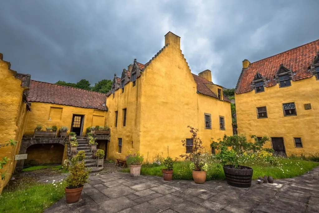 Outlander Locations Tour