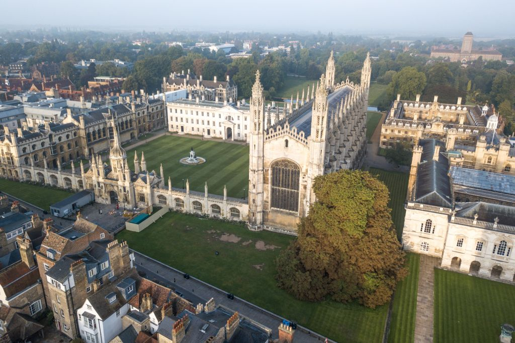 Recorrido por la Universidad de Cambridge dirigido por estudiantes universitarios