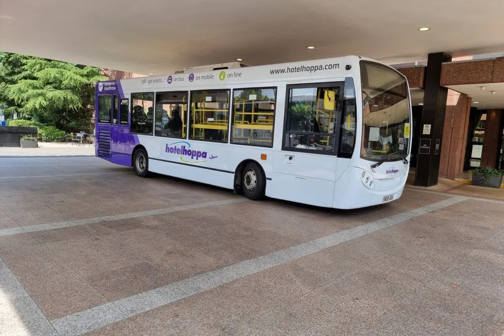 Bus Between London Heathrow Airport and Heathrow Premier Inn Bath Road
