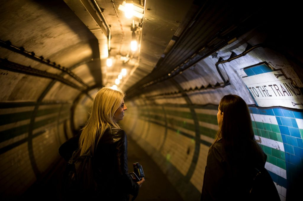 London Piccadilly Circus: Hidden Tube Station Tour