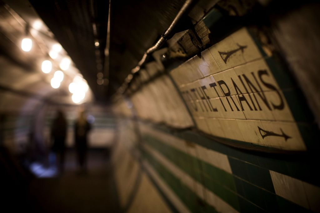 London Piccadilly Circus: Hidden Tube Station Tour