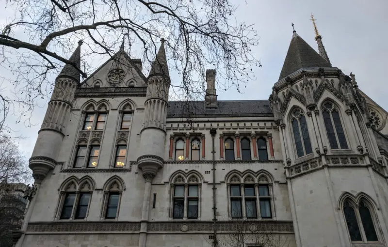 London: The City of Wizard Exploration Game
