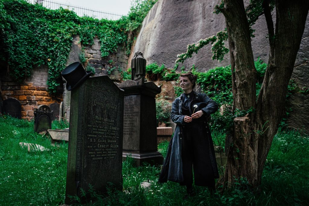 Tour dei brividi del cimitero del Giardino Segreto