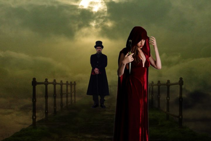 Haunted London: Jack the Ripper and Sherlock Holmes Bus Tour