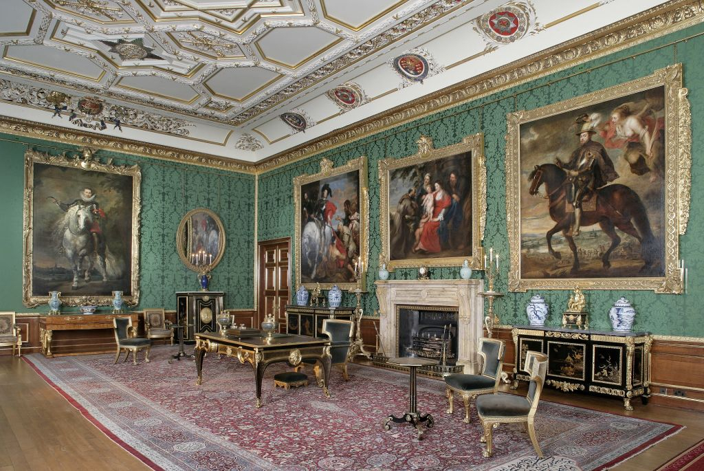 Buckingham Palace & Windsor Castle Tour
