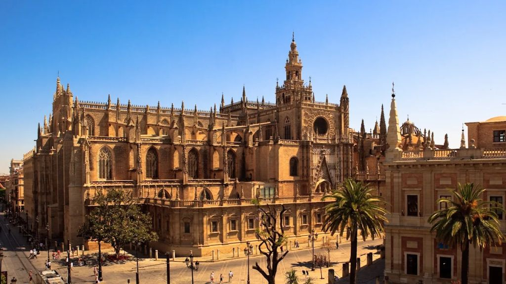 Visit Sevilla Cathedral and the Church of El Salvador