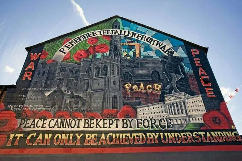 Black Taxi Tour Belfast