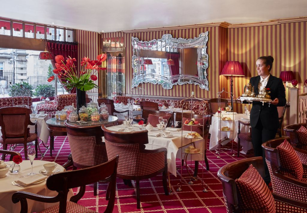 London: Guided Tour + Afternoon Tea at The Rubens at The Palace