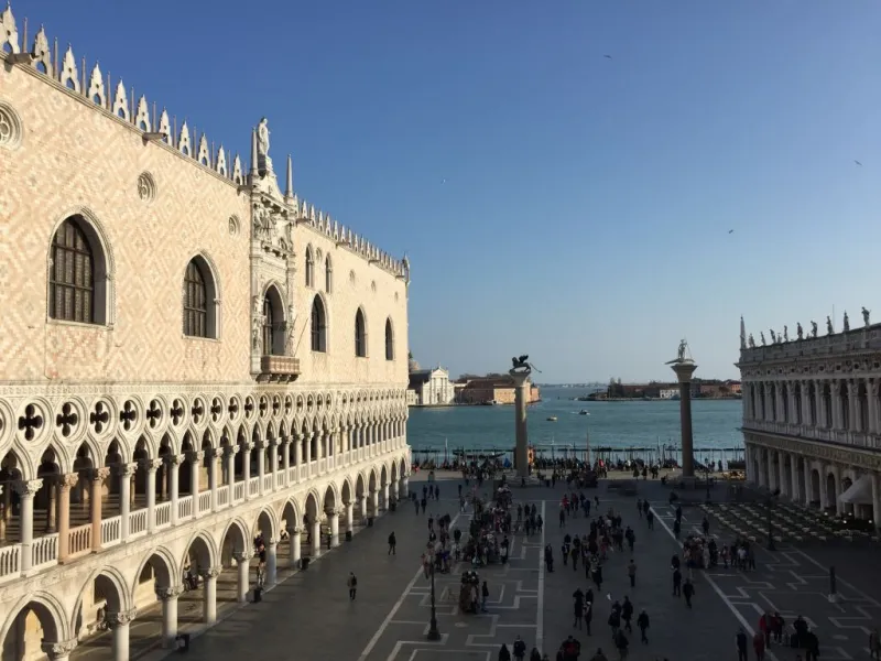 Palazzo Ducale: Biglietto saltafila + Tour guidato