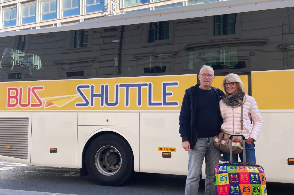 Roma: SIT Transporte de autocarro do aeroporto de Fiumicino para Roma Termini