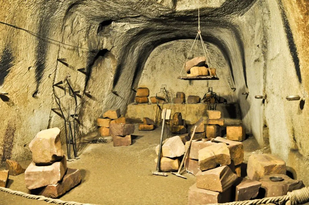 Naples Underground: Skip The Line Ticket + Guided Tour