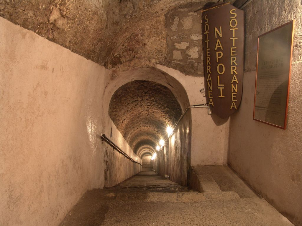 Souterrains de Naples : Billet coupe-file + Visite guidée