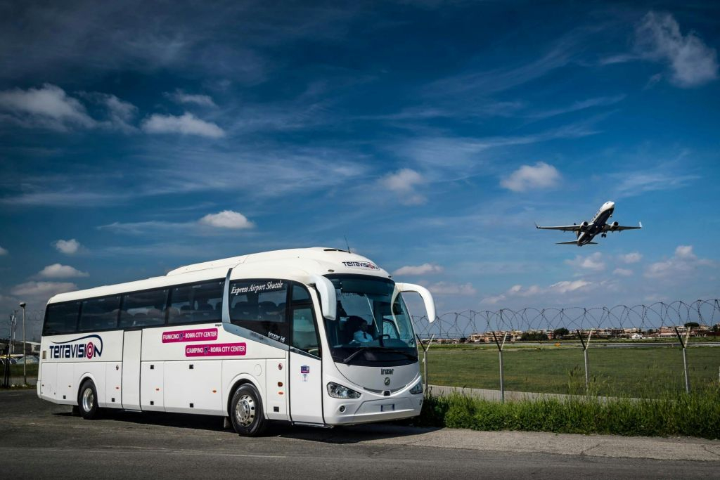 Rome: One-Way Shuttle Bus Transfer from Rome Termini to Fiumicino Airport