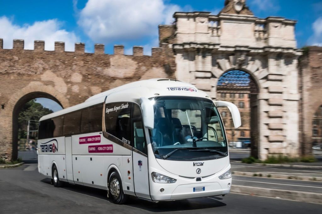 Rome: One-Way Shuttle Bus Transfer from Rome Termini to Fiumicino Airport