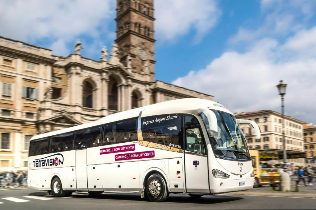 Rome: One-Way Shuttle Bus Transfer from Rome Termini to Fiumicino Airport