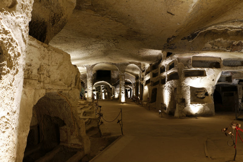 Catacombs of San Gennaro: Guided Tour