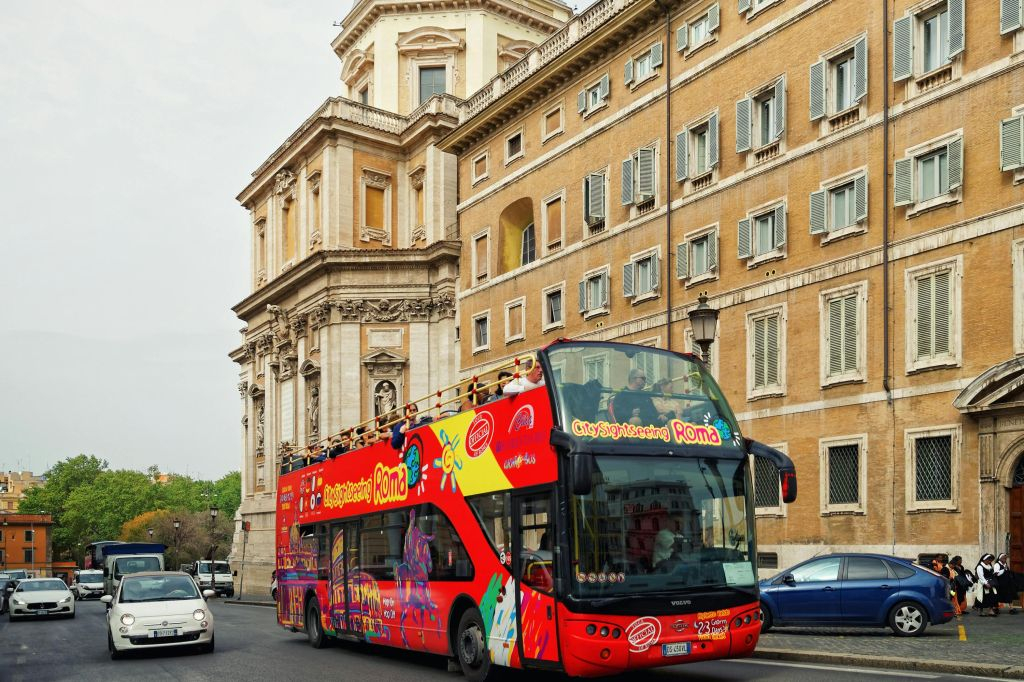 City Sightseeing Rome : Visite guidée en bus Hop-on Hop-off panoramique