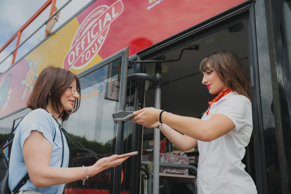 City Sightseeing Rome : Visite guidée en bus Hop-on Hop-off panoramique