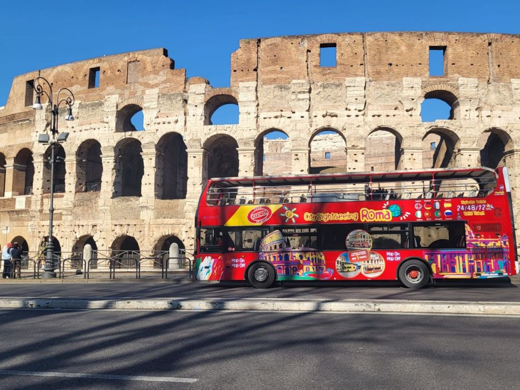City Sightseeing Rome : Visite guidée en bus Hop-on Hop-off panoramique