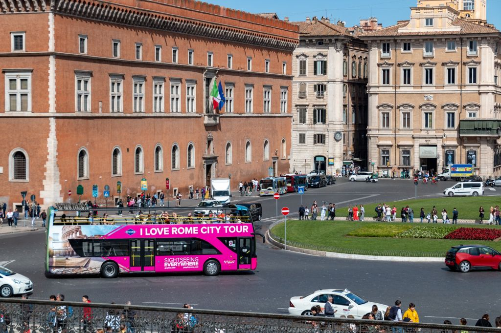 I Love Rome: Hop-on Hop-off Panoramic Bus Tour