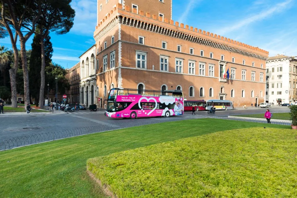 I Love Rome: Hop-on Hop-off Panoramic Bus Tour