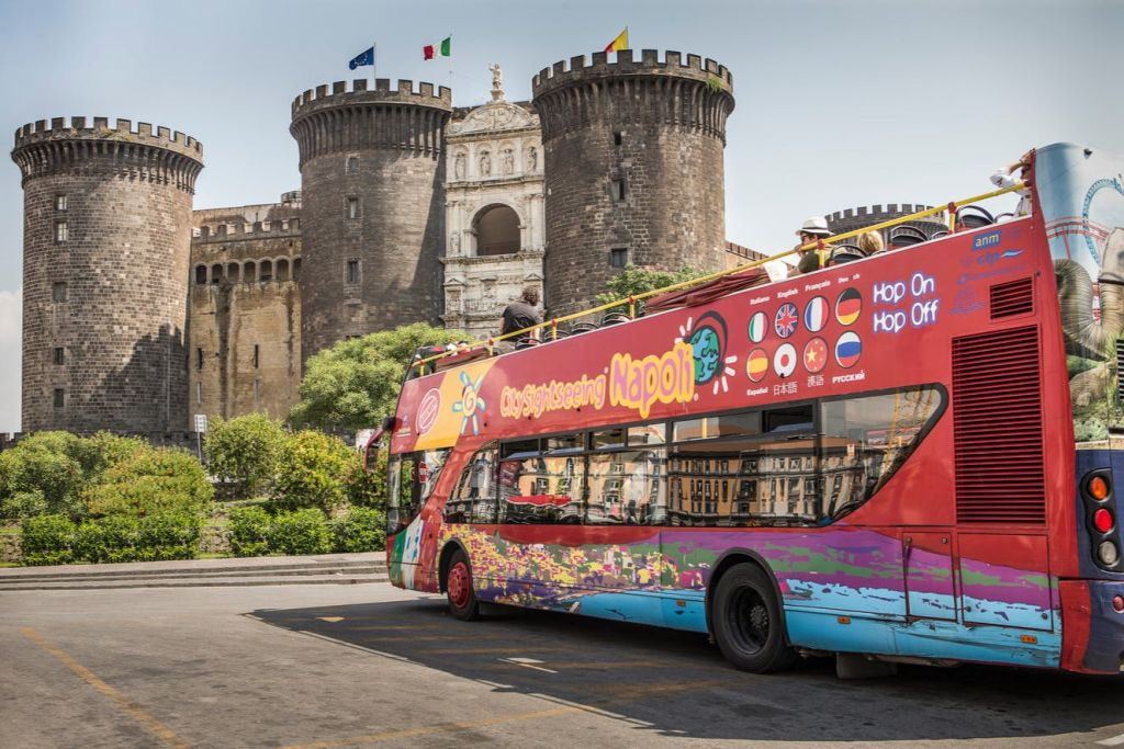 Hop-on Hop-off Bus Naples