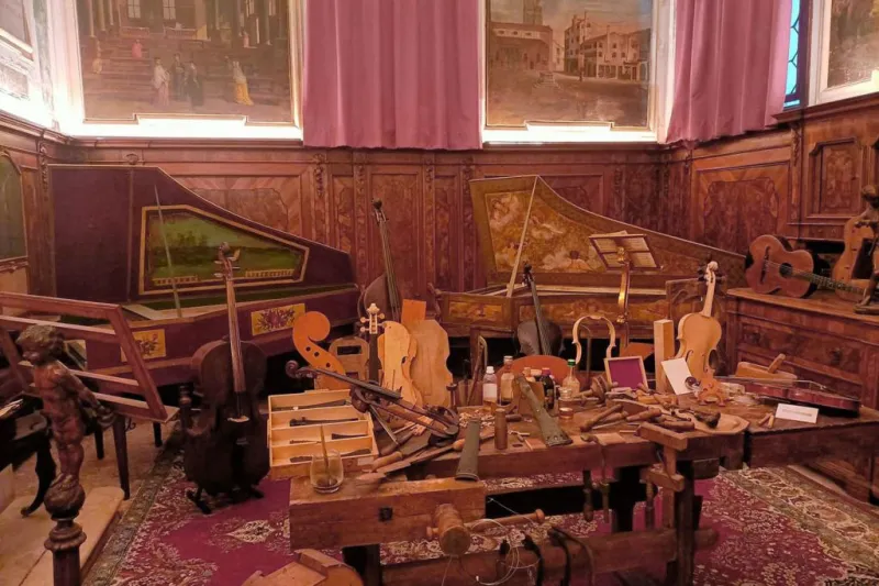 Venezia: Concerto delle "Quattro Stagioni" di Vivaldi a cura di Interpreti Veneziani + Museo della Musica