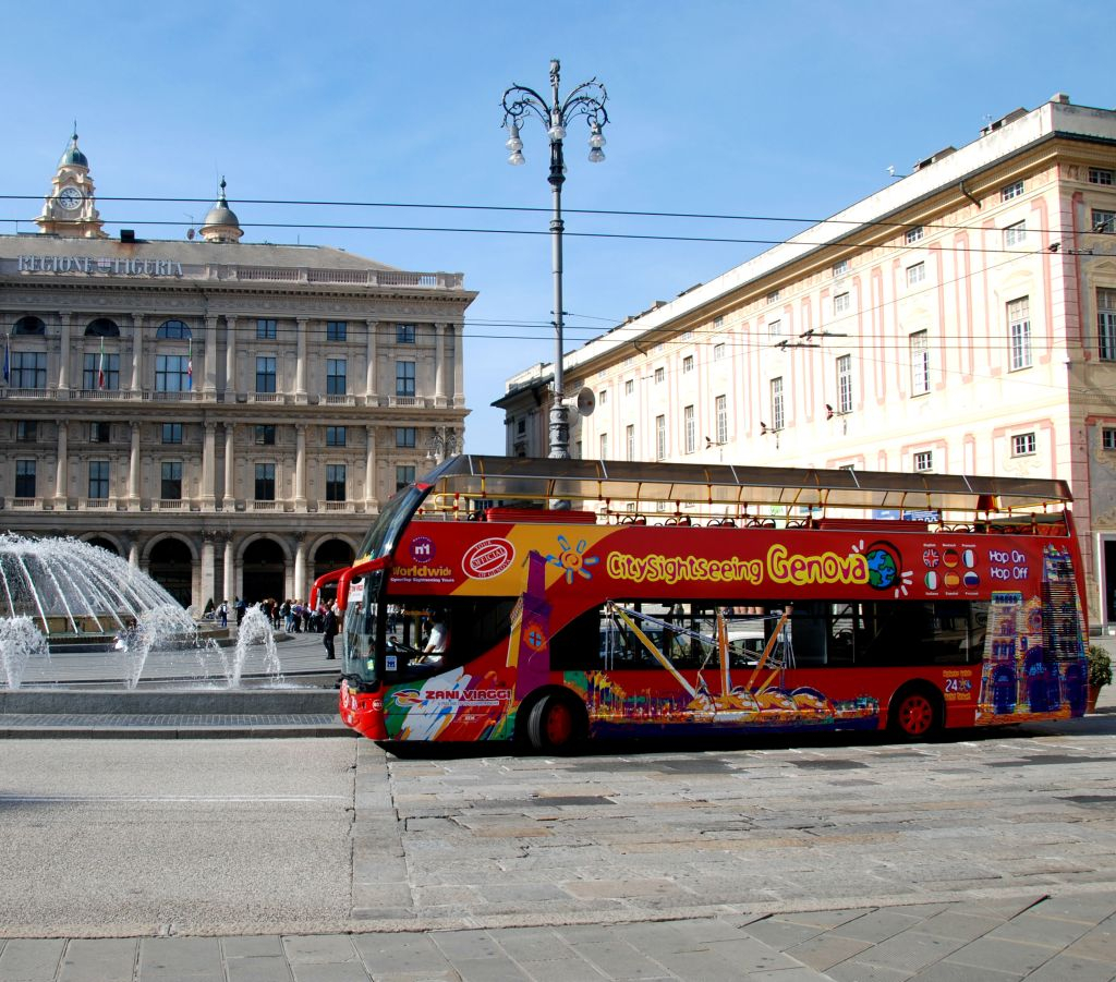 City Sightseeing Genova: Tour in Autobus Hop-on Hop-off