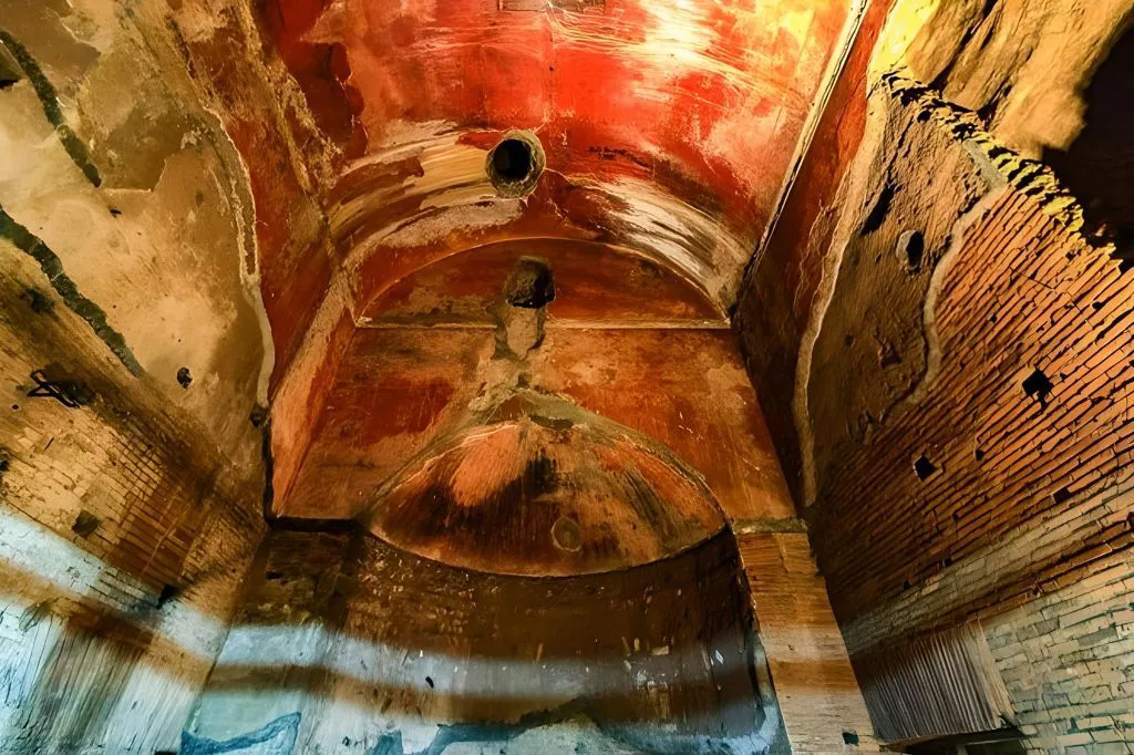 Domus Aurea: Entry + Guided Tour & VR Experience